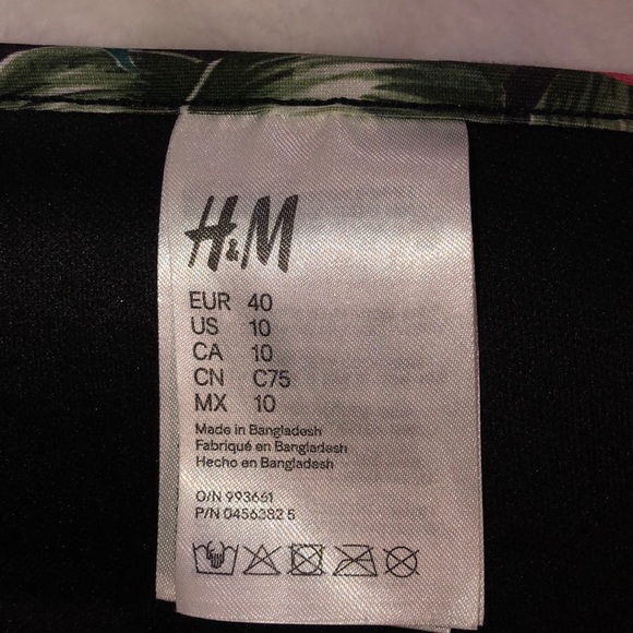 H&M Floral Bikini Top - Picture 3 of 3
